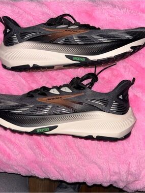 Brooks Trail Shoes - Gray with Brown Accents